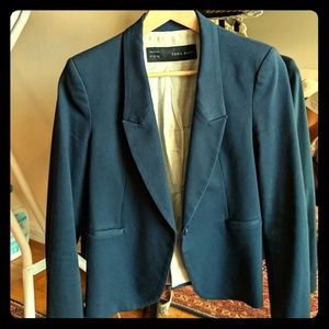 100 percent cotton, fitted blue blazer